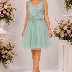 Rochie Elegantă Turcoaz Pastel din Tulle cu Broderie Florală, Aplicații 3D și Detalii Strălucitoare
