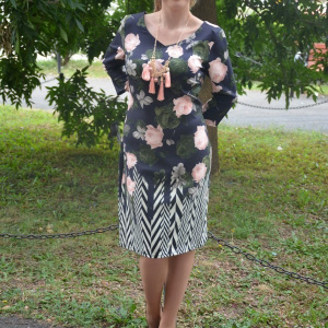 Rochie rafinata cu manaca trei-sferturi, model scurt, elegant - Img 5