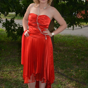 Rochie sofisticata de ocazie, rosie, cu pliuri si insertii de strass-uri - Img 2