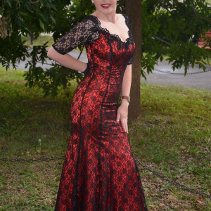 Rochie sofisticata, de ocazii, lunga, culoare rosie cu dantela neagra - Img 3