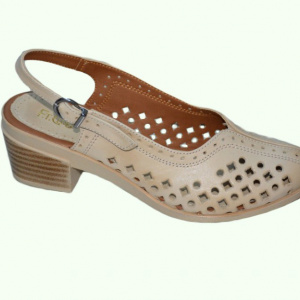 Sanda casual de nuanta bej, design cu perforatii bine definite - Img 4