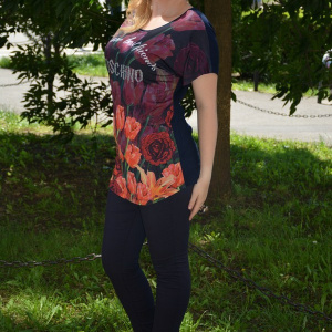 Tricou rafinat cu maneca scurta si decolteu mic, design multicolor - Img 3