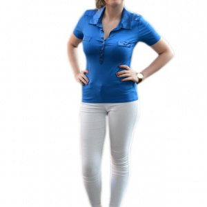 Tricou trendy de un albastru regal, guler si design de buzunare