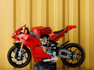 LEGO TECHNIC MOTOCICLETA DUCATI PANIGALE V4 S 42202 - Img 4