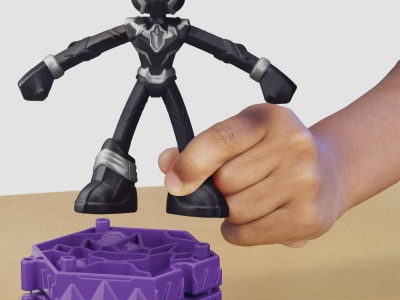 PLAY-DOH MARVEL FIGURINA FLEXIBILA CU ACCESORII BLACK PANTHER 10CM - Img 4