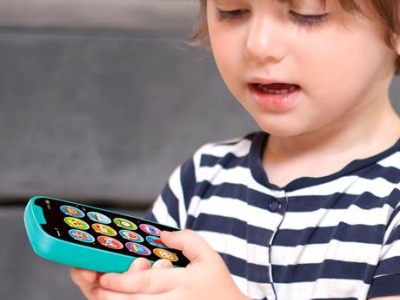 PRIMUL MEU TELEFON SMART VERDE CU MUZICA SI LUMINI - Img 3