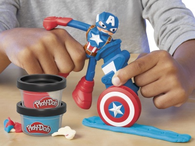 PLAY-DOH MARVEL FIGURINA FLEXIBILA CU ACCESORII CAPTAIN AMERICA 10CM - Img 3