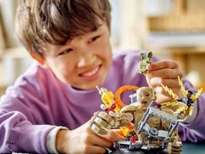 LEGO SUPER HEROES OMUL PAIANJEN VS SANDMAN BATALIA FINALA 76280 - Img 3