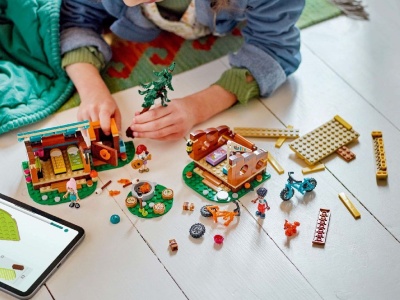 LEGO FRIENDS CABANE CONFORTABILE IN TABARA DE AVENTURI 42624 - Img 4