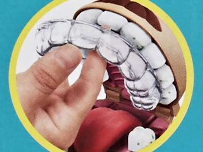 PLAY-DOH SET DENTISTUL CU ACCESORII SI DINTI COLORATI - Img 4