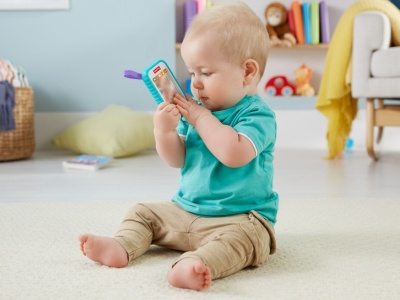 FISHER PRICE PRIMUL MEU TELEFON SELFIE FUN - Img 3