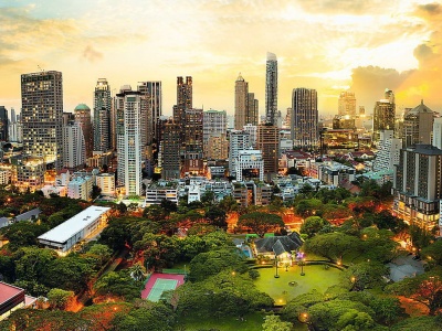 PUZZLE TREFL 3000 APUS IN BANGKOK - Img 2