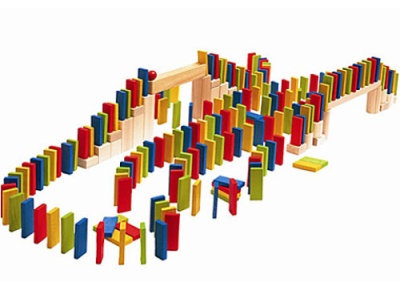 Joc de societate Multi Domino colorat din lemn - Img 1