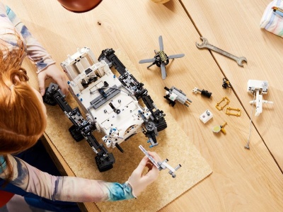 LEGO TECHNIC NASA MARS ROVER PERSEVERANCE 42158 - Img 4