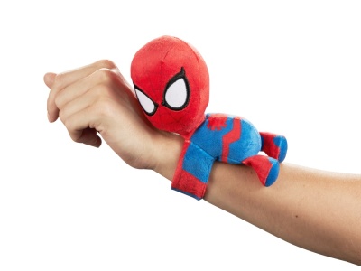MARVEL BRATARA DE PLUS SPIDEY 17CM - Img 2