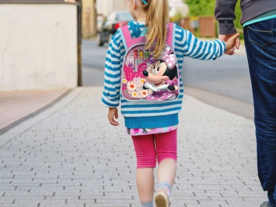 MINNIE SET DE DESEN IN RUCSAC - Img 3