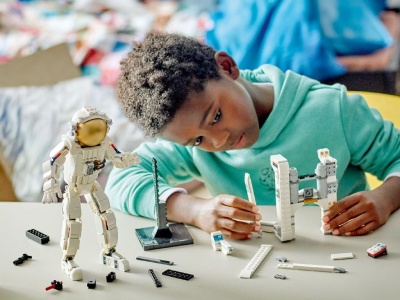 LEGO CREATOR 3IN1 ASTRONAUT 31152 - Img 3