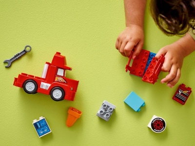 LEGO DUPLO DISNEY CURSA LUI MACK 10417 - Img 4