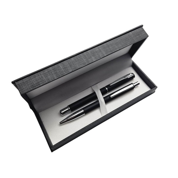 Set cadou stilou + pix Cresco Winner, W-02, corp metalic negru mat si clips argintiu - S1396