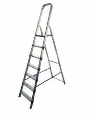 Scara aluminiu 7 trepte Golden - PIROLA Italy, H-max 150 cm, cu protectii de plastic
