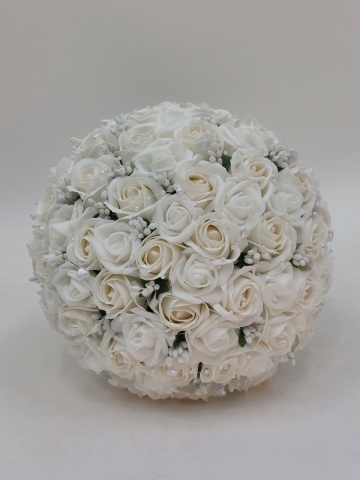 Buchet Alb Mare Cu 50 De Trandafiri