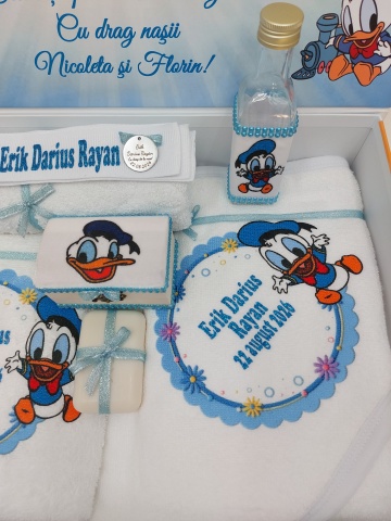Trusou Botez Cu Donald Duck - Img 5