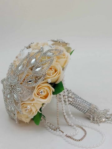 Buchet Nunta Crem Cu Perle, Strasuri, Brose Si Margele - Img 4