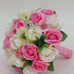 buchet-mireasa-cu-anemone-si-trandafiri