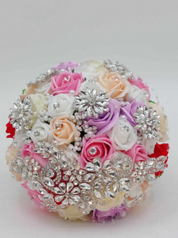 Buchet Mireasa Cu Accesorii, Brose, Strasuri, Diamante - Img 2