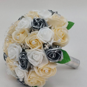 buchet-cununie-cu-flori-argintii
