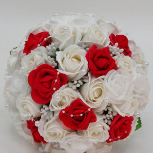 buchet-mireasa-cu-flori-de-sapun