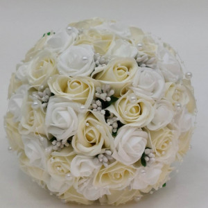 buchet-mireasa-alb-crem