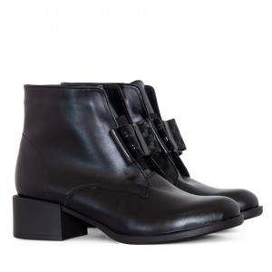 Ghete dama din piele naturala neagra