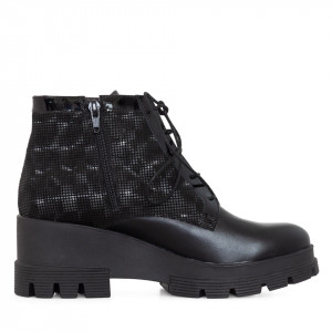 Ghete dama din piele naturala neagra