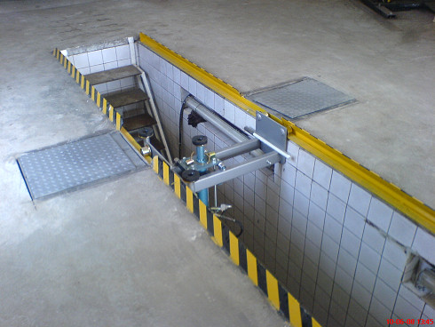 Detector de jocuri pneumohidraulic, sarcina maxima pe axa 2.500 kg, GM2000L4