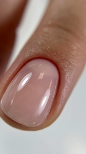 Rubber base Base coat Pro vitamin B nails Clear - transparent