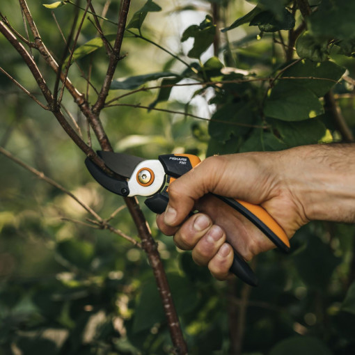 FISKARS Foarfeca nicovala pentru gradina Fiskars Solid (P361) - 1057165 - Img 2