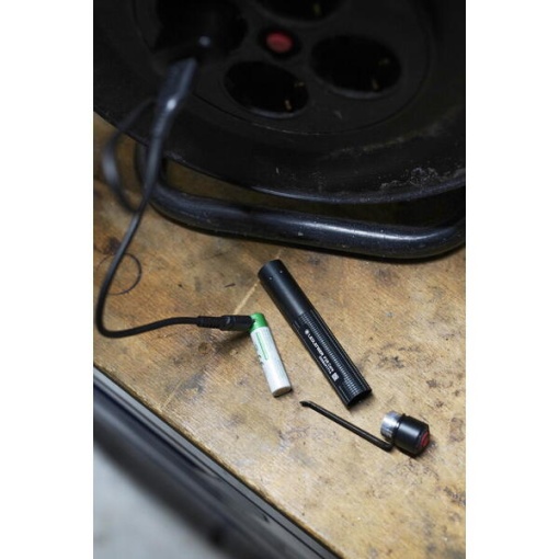 Lanterna Buzunar Led Lenser P2R Black Box 200 Lumeni - Img 10