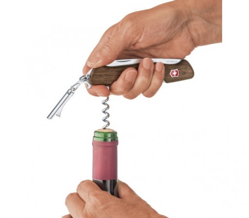 Briceag Victorinox Wine Master Wood, lemn maslin - 0.9701.64 tirbuson