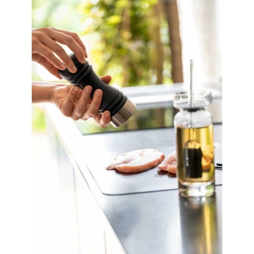 Borcan cu pensula pentru marinat Marta Wenko Black Outdoor Kitchen - 55084100 - Img 7