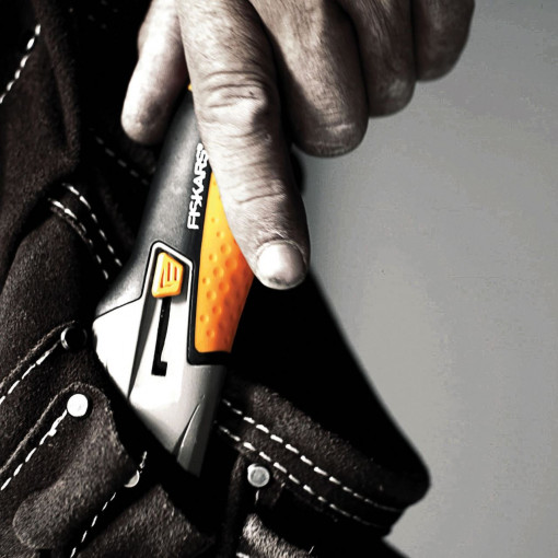 FISKARS Cutit utilitar cu lama retractabila trapezoidala Fiskars CarbonMax, 177 mm, 171 g - 1027223 - Img 11