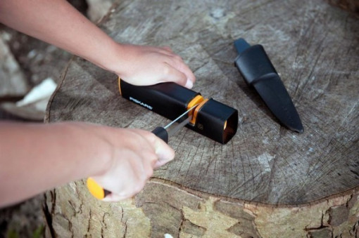 FISKARS Dispozitiv pentru ascuțit topoare și cuțite Fiskars Xsharp - 120740 - Img 3