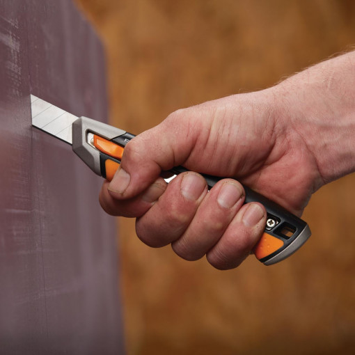 FISKARS Cutit cu lama sgmentata de 18 mm Fiskars CabonMax Snap-Off - 1027227 - Img 8