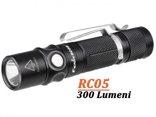 Lanterna Fenix RC05 300 lumeni 90 metri