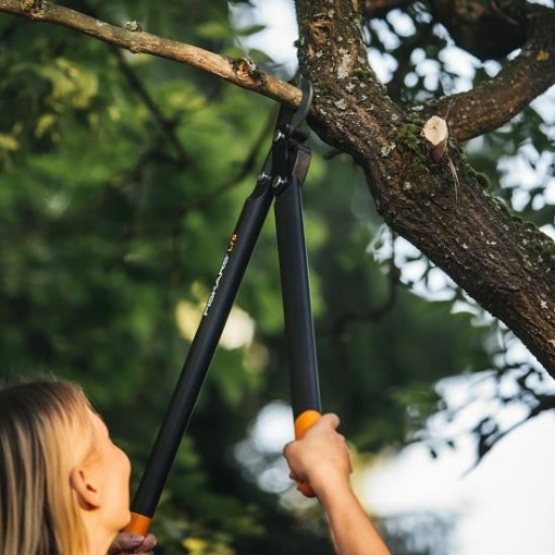 FISKARS Foarfeca pas cu pas pentru ramuri groase PowerGear L74, M - 1000582 - Img 2