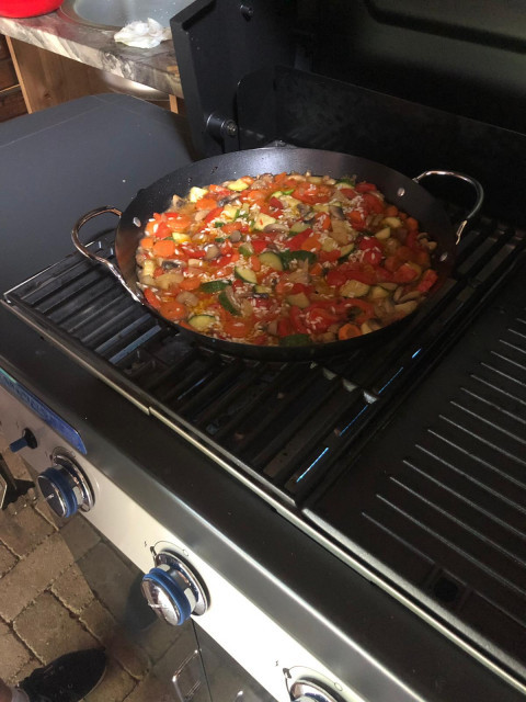 Orez cu legume in togaie de paella