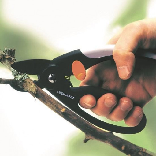 FISKARS Foarfeca cu garda de protectie Fiskars P43, 265 mm, 180 g, Ø 20 mm - 1001535 - Img 2