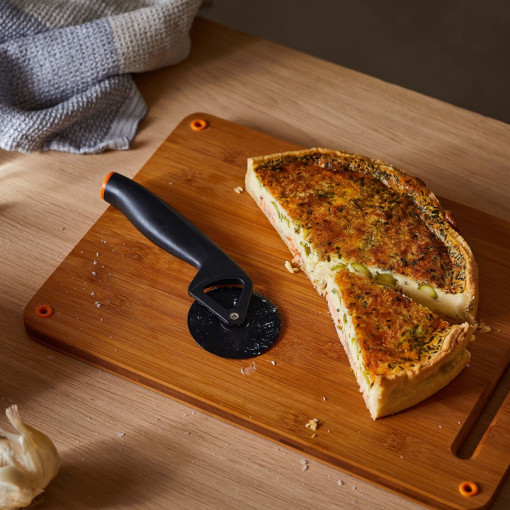 FISKARS Feliator pentru taiat pizza Fiskars Functional Form, 260 mm, 50 g - 1019533 - Img 6