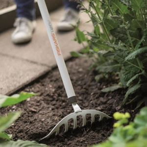 Grebla pentru trandafiri, Fiskars Light, 158 cm, 520 g - Img 2