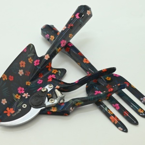 Set 3 ustensile de gradina Garvia, negru cu model floral - Img 2